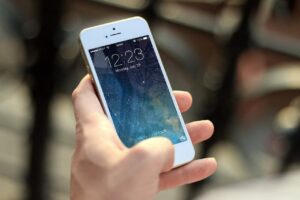 Karangan Internet dan Telefon Pintar