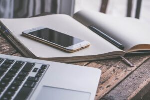 Karangan Kesan penggunaan telefon bimbit
